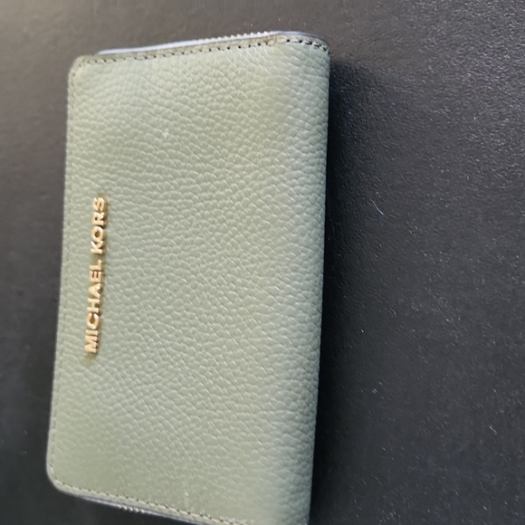 Micheal Kors shoulder bag with wallet - Picture 4 of 6